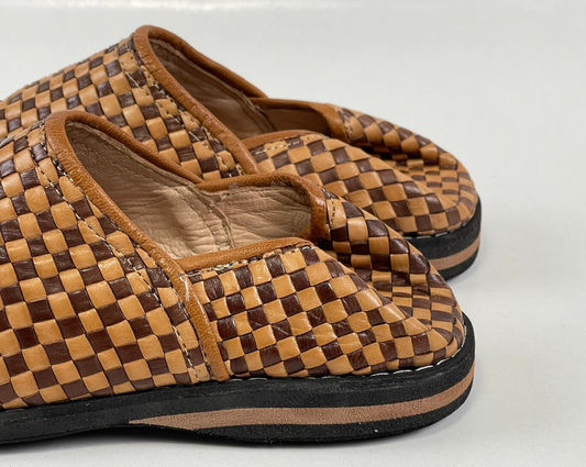 Handmade leather babouches, Embroidered babouches, Luxurious babouches, Moroccan slippers, Stylish leather footwear, free shipping